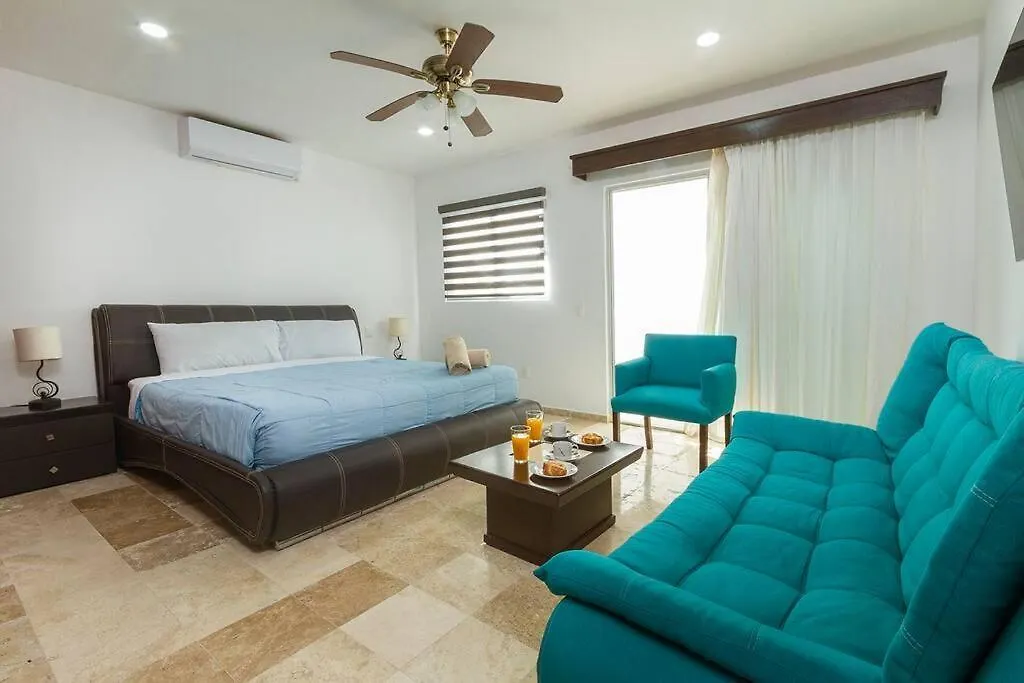 Comfortable Studio 3 Blocks From The Beach Playa del Carmen